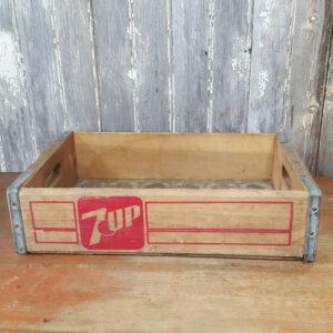 American 7UP Drinks Crate