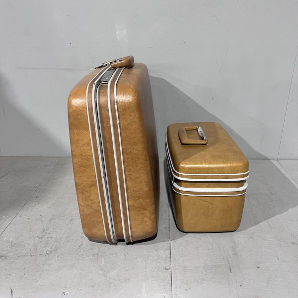 Tan Samsonite Suitcases Set