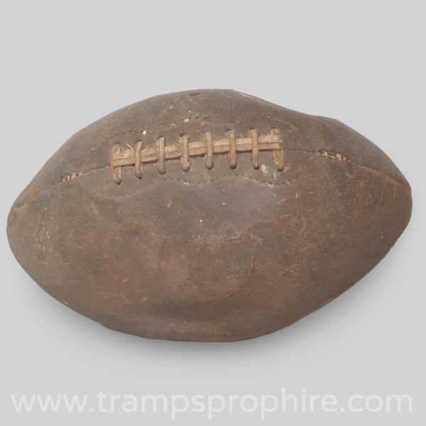 American Footballs Vintage