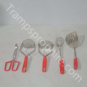 Assorted Kitchen Utensils