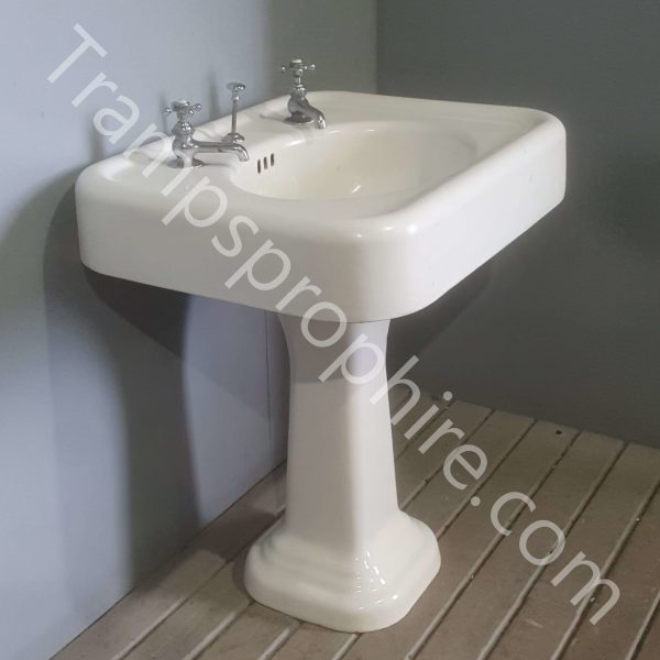 Bathroom Pedestal Sink